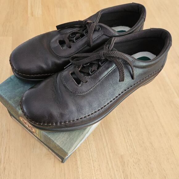 SAS Traveler Athletic Lace Up Shoe - Dark Brown - sz 9M - Missing insoles - Picture 1 of 10